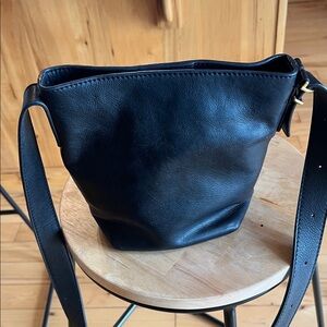 Genuine leather shoulder bag